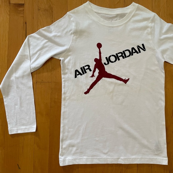 Air Jordan YOUTH Kids White long sleeve Shirt Size L (16-18) - Picture 5 of 10